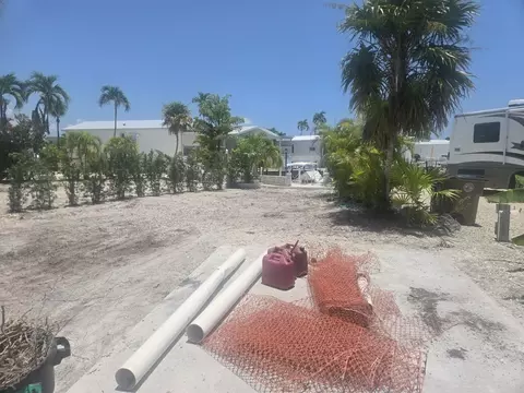 701 Spanish Main Dr #434, Cudjoe Key, FL 33042
