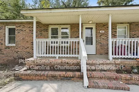 1831 Dayton St #101, North Charleston, SC 29405