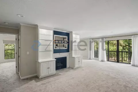 26202 Plantation Dr NE #26202, Atlanta, GA 30324