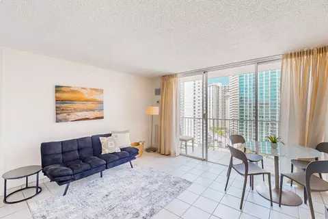 1925 Kalakaua Ave #1608459P, Honolulu, HI 96815