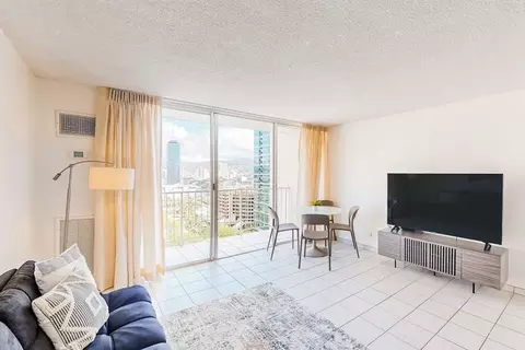 1925 Kalakaua Ave #1608459P, Honolulu, HI 96815