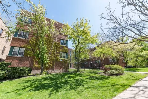 233 Custer Ave #2, Evanston, IL 60202