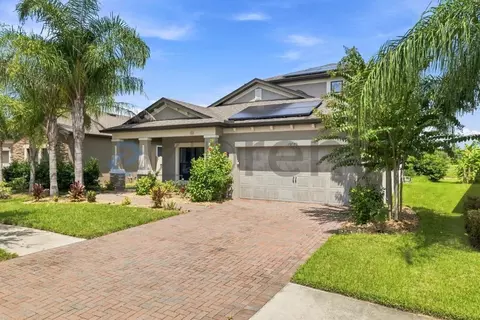 10740 Pleasant Knoll Dr, Tampa, FL 33647