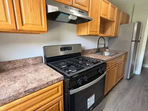 1800 Garrett Rd #201, Lansdowne, PA 19050