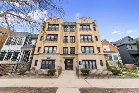 4737 N Hermitage Ave #304, Chicago, IL 60640