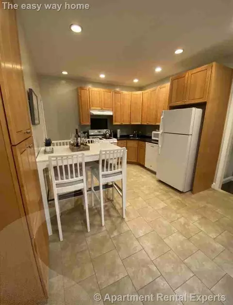 23 Everett Ave #1, Somerville, MA 02145
