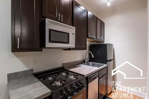 4614 N Paulina St #102, Chicago, IL 60640