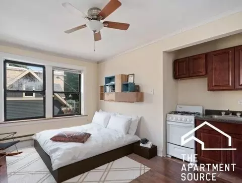 4546 N Damen Ave #311, Chicago, IL 60625