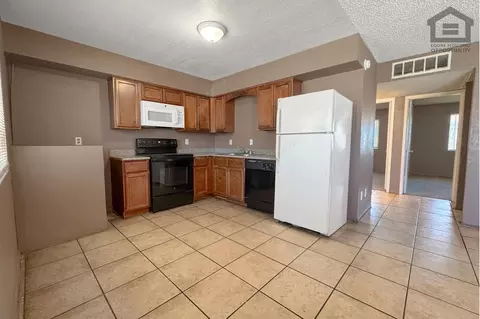 2931 E Atlanta Ave #3, Phoenix, AZ 85040