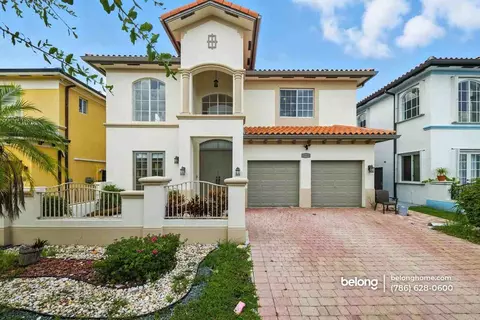 15386 SW 21st Ln, Miami, FL 33185