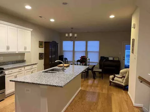9806 Ushers Pl, Waldorf, MD 20601 photo 4