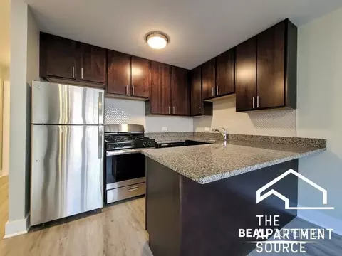 1435 N Dearborn St #C2, Chicago, IL 60610