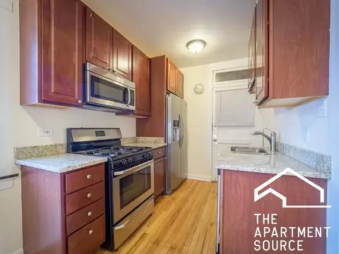 2110 W Ainslie St #N3, Chicago, IL 60625