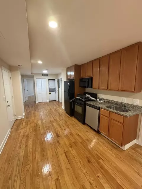 3354 W Wilson Ave #GN, Chicago, IL 60625