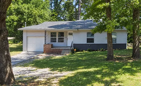 401 Beckley St, Kilgore, TX 75662