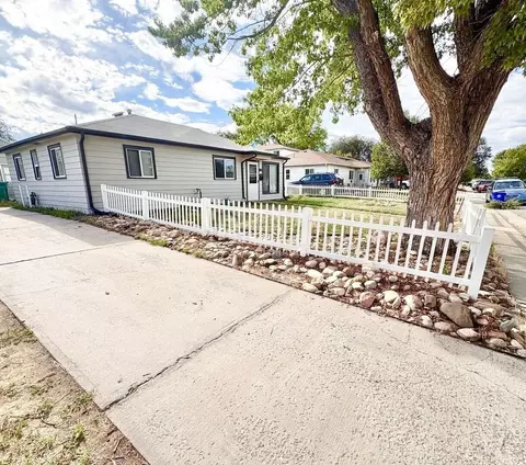 1037 Wheeling St, Aurora, CO 80011