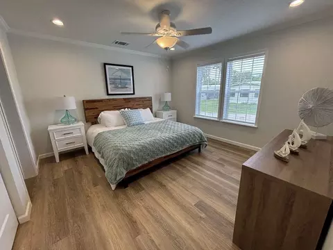 19100 Meadowbrook Ct, North Fort Myers, FL 33903
