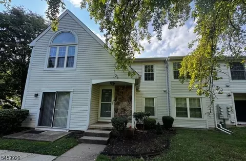 120 Wycombe Pl #2ND, Somerset, NJ 08873