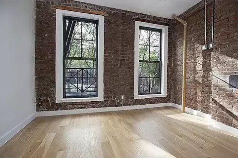 102 Forsyth St #11, New York, NY 10002
