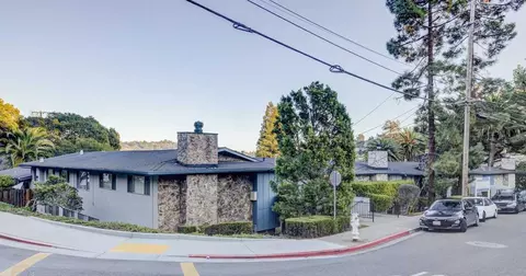 2220 Lake Rd #B5, Belmont, CA 94002