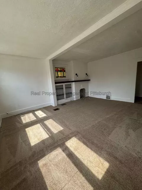 2835 Capitol St, Mckeesport, PA 15131