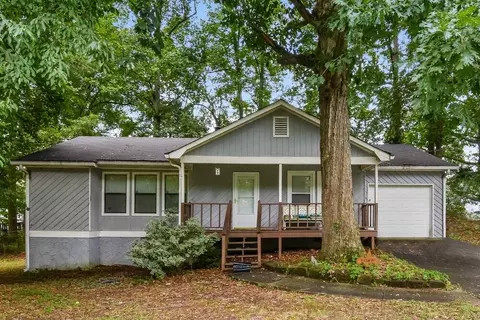 3301 Mustang Dr, Powder Springs, GA 30127