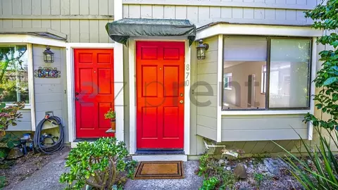 870 30th Ave, Santa Cruz, CA 95062