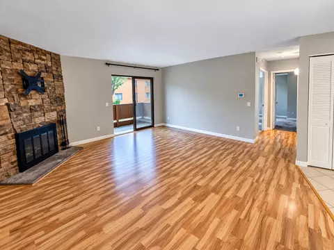 3305 S Ammons St #102, Lakewood, CO 80227
