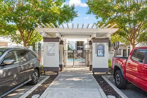 2968 Moorpark Ave #17, San Jose, CA 95128