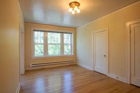 1034 NW 21st Ave #23, Portland, OR 97209