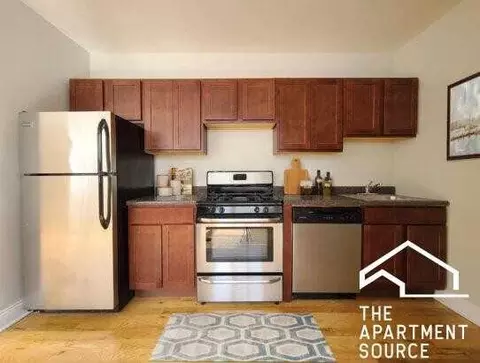 955 W Cornelia Ave #3B, Chicago, IL 60657