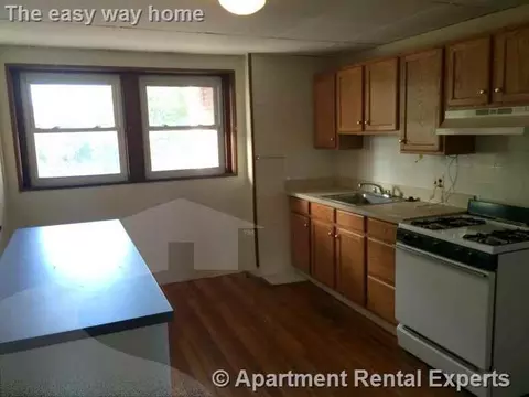 103 Norfolk St #7, Cambridge, MA 02139