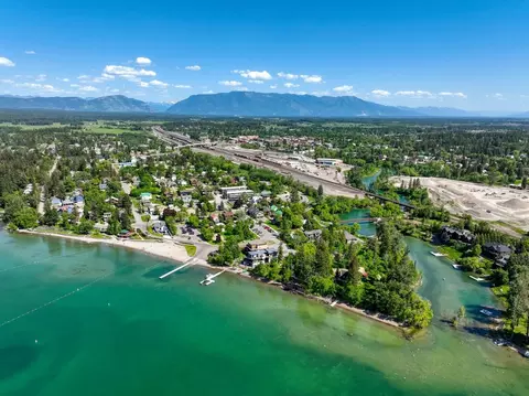 20 Oregon Ave #LAKEVIEW, Whitefish, MT 59937