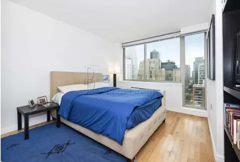 2 Platt St #3302, New York, NY 10038