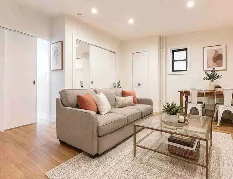 406 W 39th St #5F, New York, NY 10018