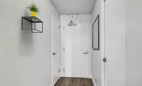 1105 Spring St #1105, Seattle, WA 98104