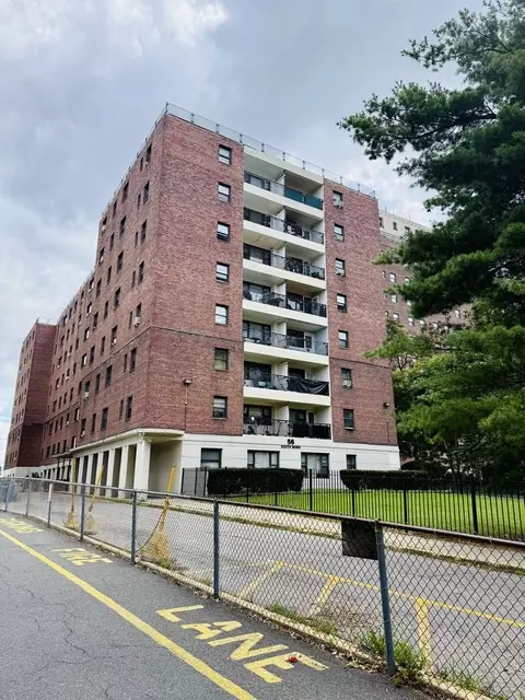 56 S Munn Ave #1F, East Orange, NJ 07018