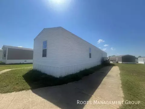 1158 Hunters Mountain Pkwy #1158, Troy, AL 36079