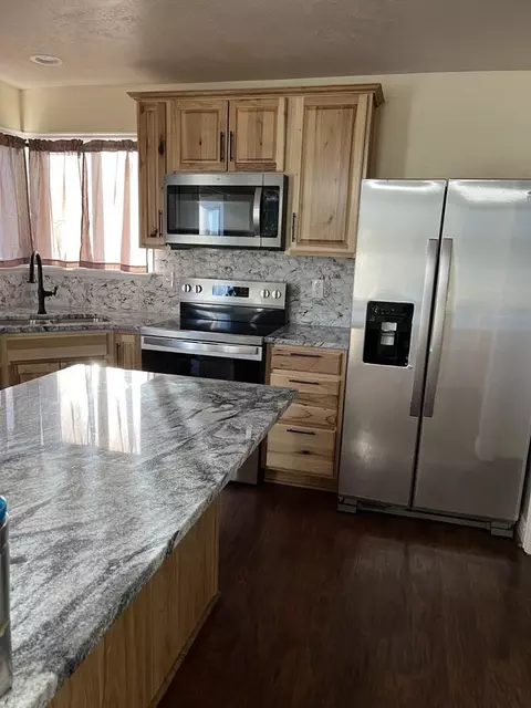 1517 E Falcon Ln #NA, Eagle Mountain, UT 84005