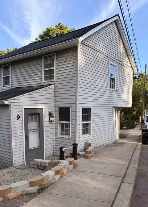 9 Bowlby St #NA, Hampton, NJ 08827