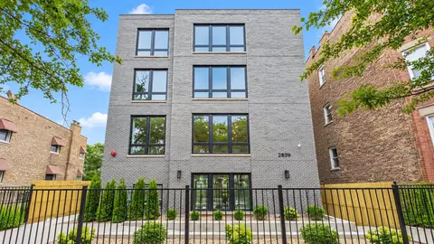 2839 W 24th Blvd #2M, Chicago, IL 60623