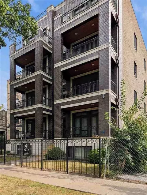 6531 S Woodlawn Ave #4S, Chicago, IL 60637