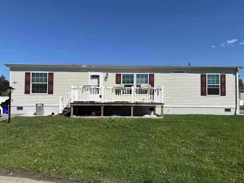 191 Ash St, Lockport, NY 14094