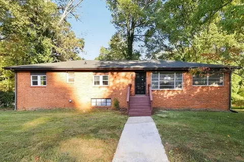 2658 Riggs Dr, East Point, GA 30344