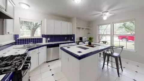 12401 Uttimer Ln, Austin, TX 78753