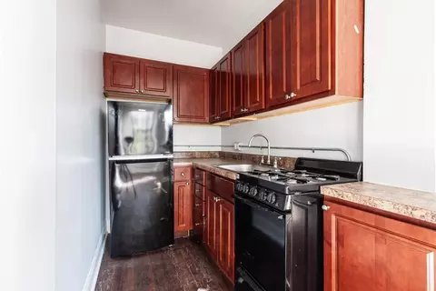 434 W Wellington Ave #602, Chicago, IL 60657