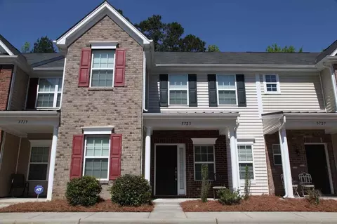 5723 Bent Creek Cir, Charlotte, NC 28227
