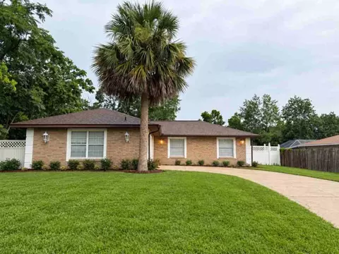 1084 Shepherd Ave, Deltona, FL 32738
