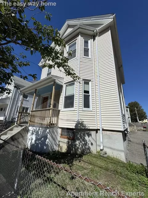 95 Flint St #2, Somerville, MA 02145