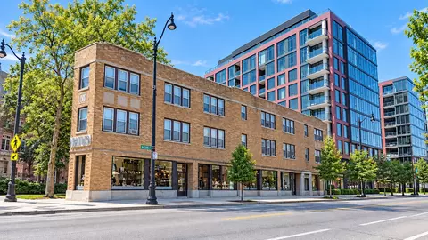 2512 N Lincoln Ave #2, Chicago, IL 60614